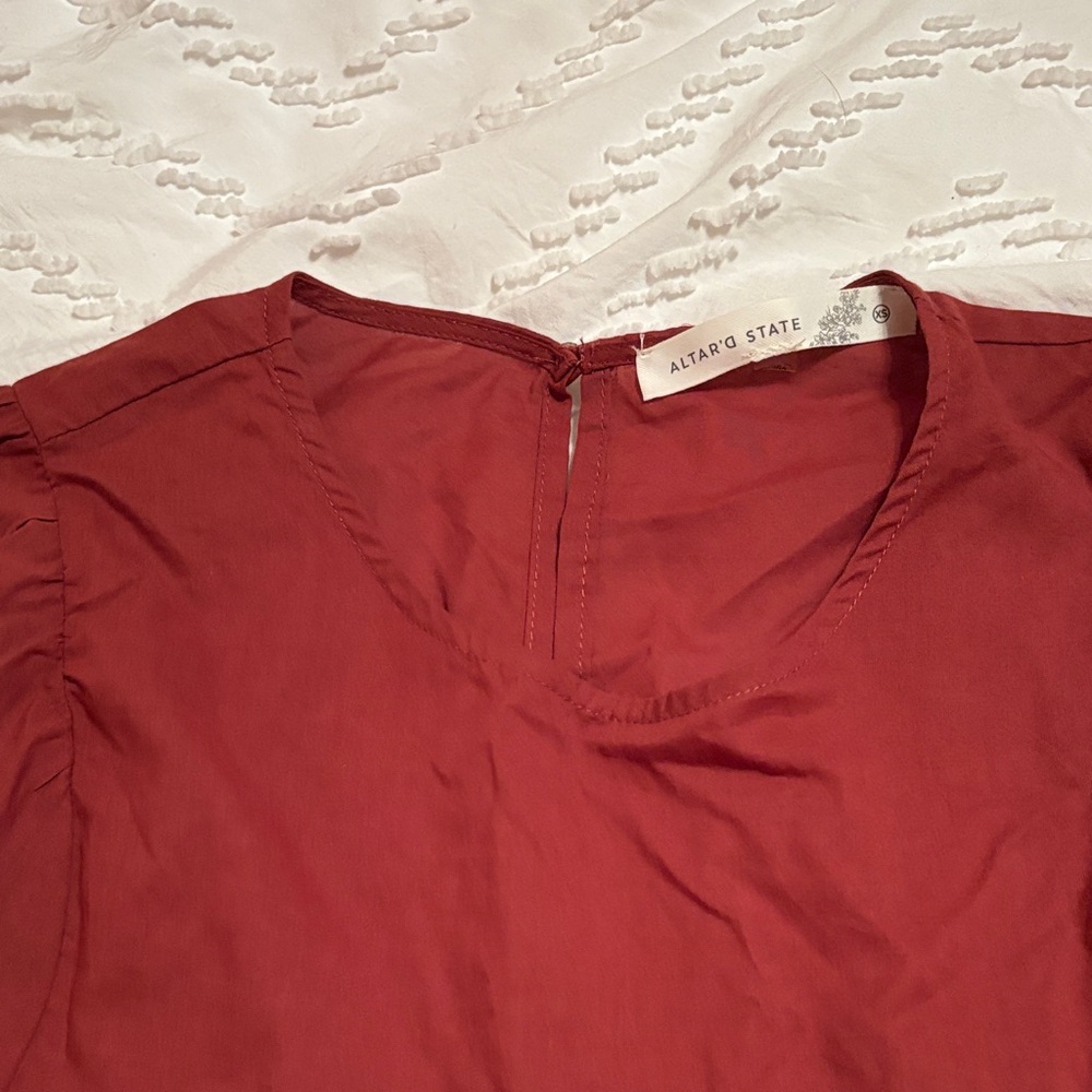 Altar'd State Rust Blouse - Picture 2 of 4